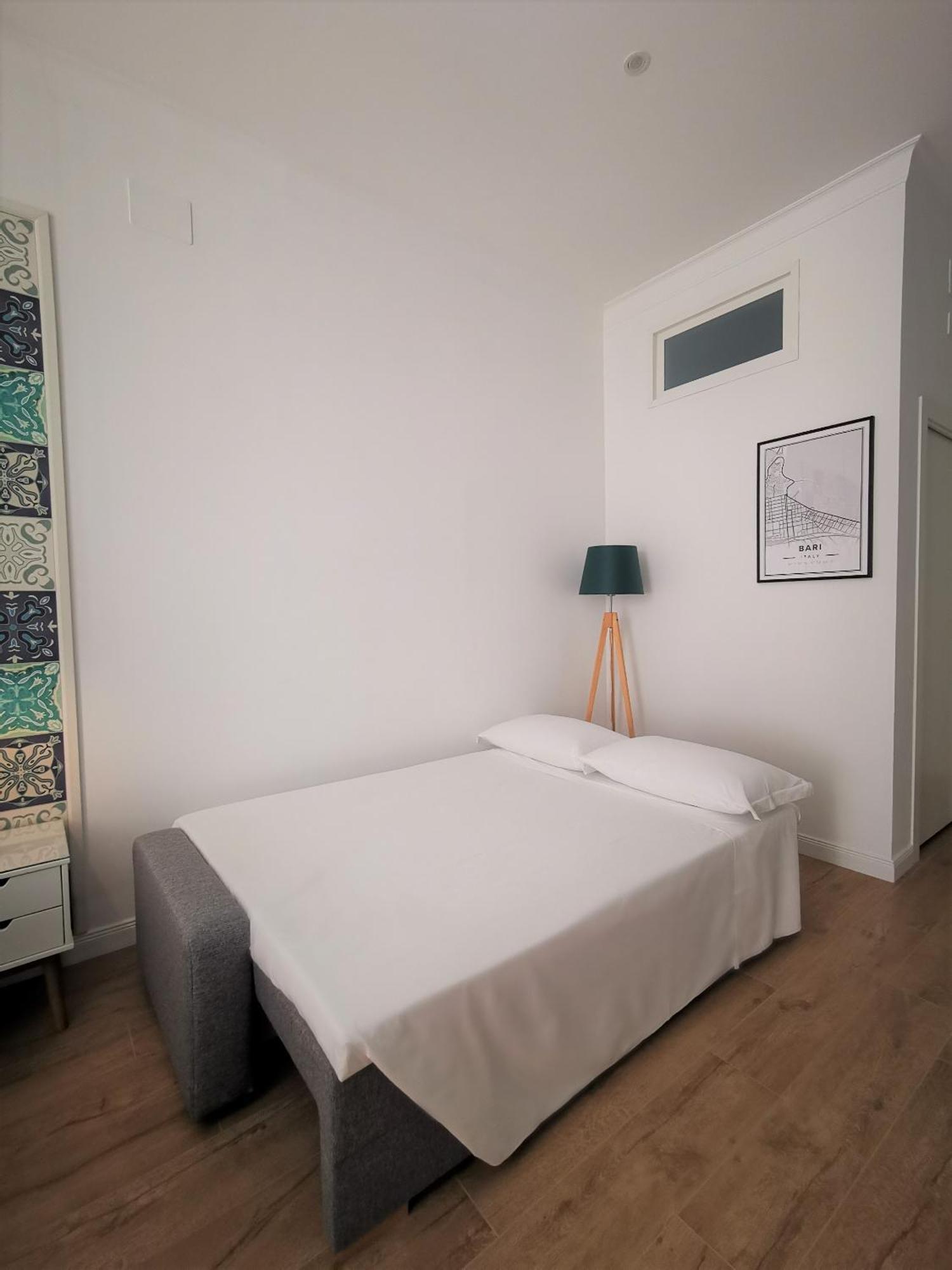 Cattaro 65 - Flexible Check-In Apartments Bari Exterior foto